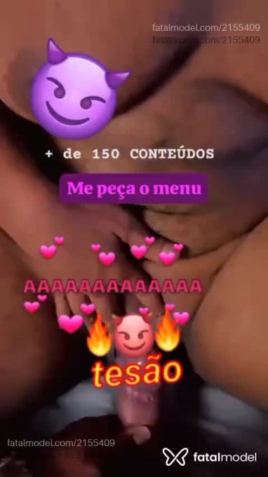 Acompanhante homem trans com cabelo colorido de olhos castanhos em Virtual - Kauã