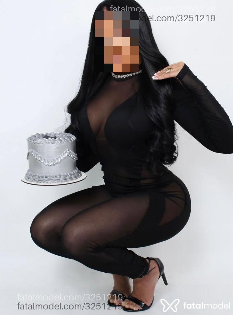 Acompanhante mulher morena (o) de olhos castanhos em Goiânia - Isabela Guimarães