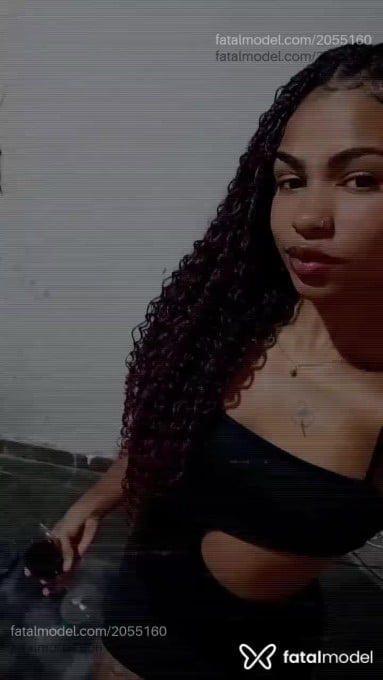 Acompanhante mulher com cabelo castanho de olhos castanhos em Virtual Acompanhante mulher com cabelo castanho de olhos castanhos em Virtual - Hottie