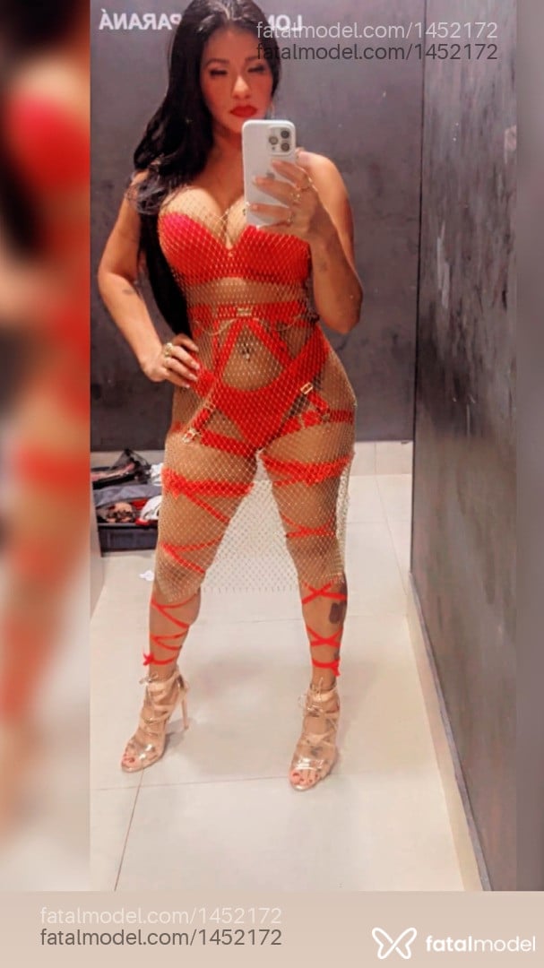 Acompanhante mulher morena (o) de olhos castanhos - Paola Acompanhante mulher morena (o) de olhos castanhos - Paola