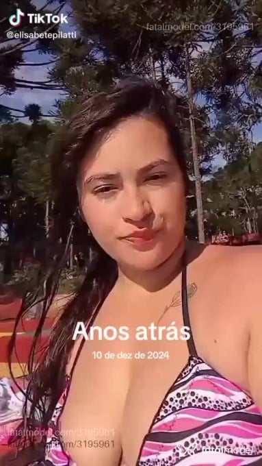 Acompanhante mulher morena (o) de olhos castanhos em Vacaria Acompanhante mulher morena (o) de olhos castanhos em Vacaria - Betybety