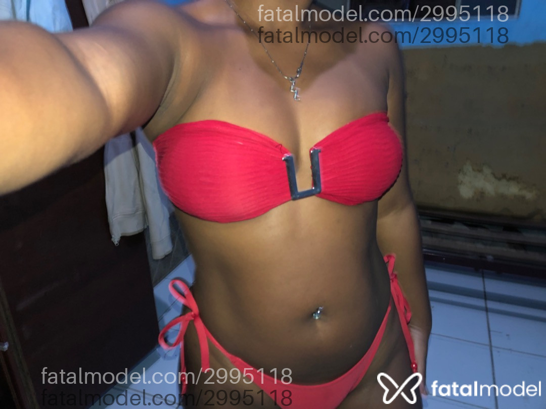 Acompanhante mulher morena (o) de olhos pretos em Rio de Janeiro - Clara
