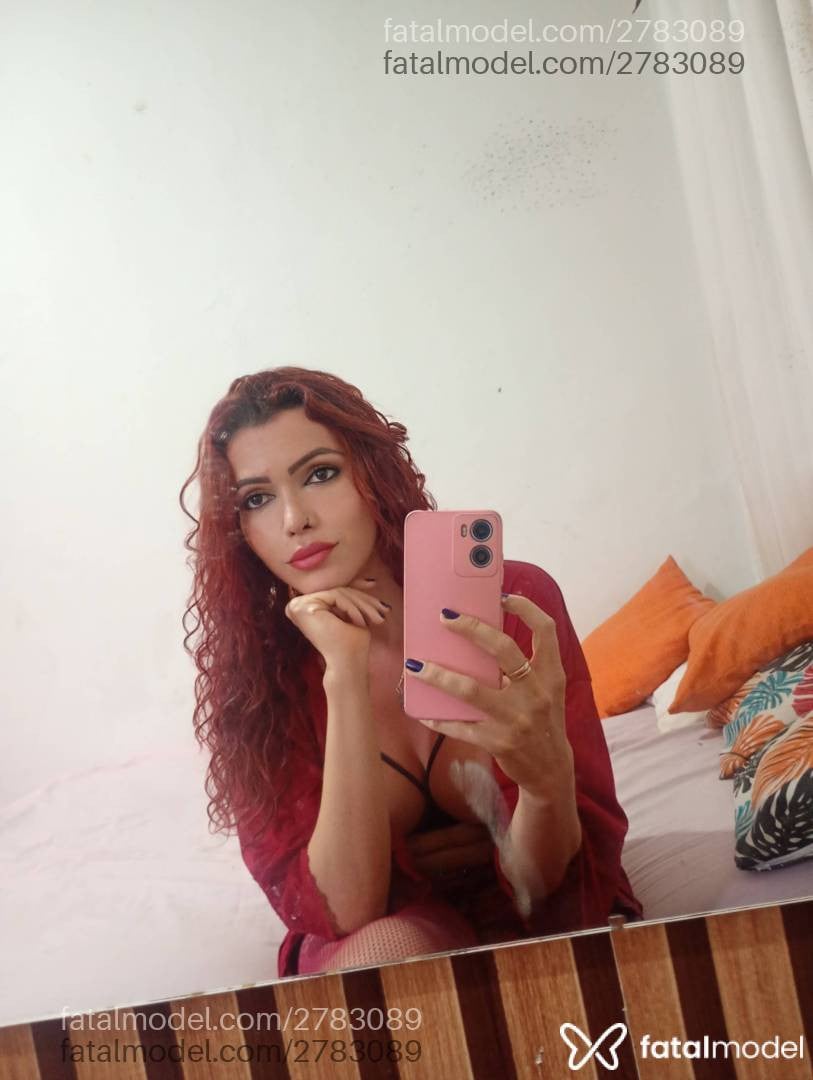 Acompanhante mulher trans loira (o) de olhos castanhos em Barbacena - Sara Tozaki