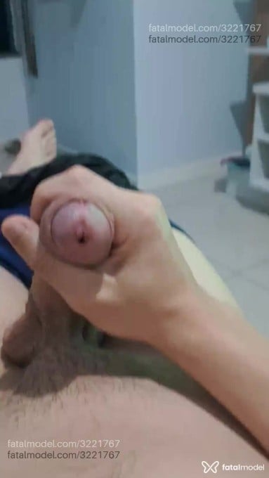 Acompanhante homem morena (o) de olhos castanhos - Renato Acompanhante homem morena (o) de olhos castanhos - Renato