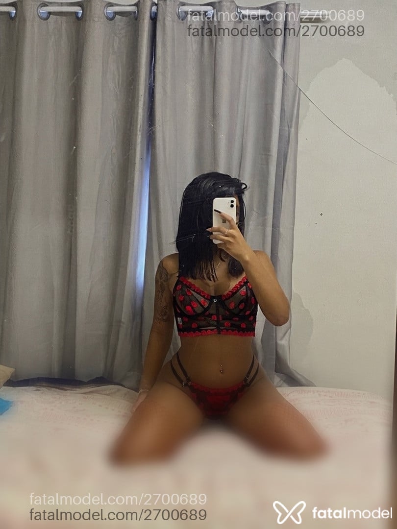 Acompanhante mulher morena (o) de olhos castanhos - Tiffany Soares