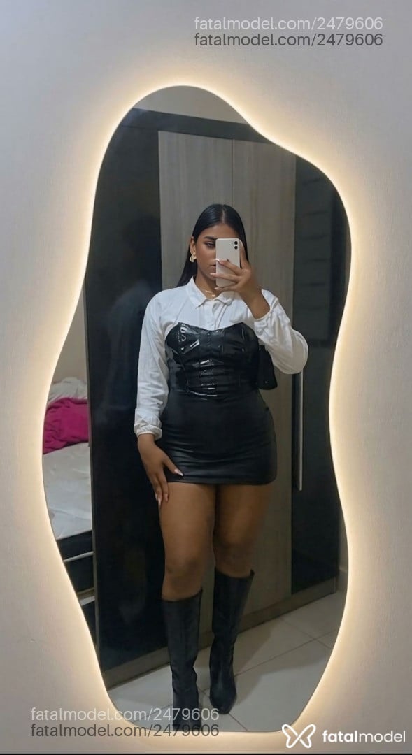 Acompanhante mulher trans morena (o) de olhos pretos em Piritiba - Mel