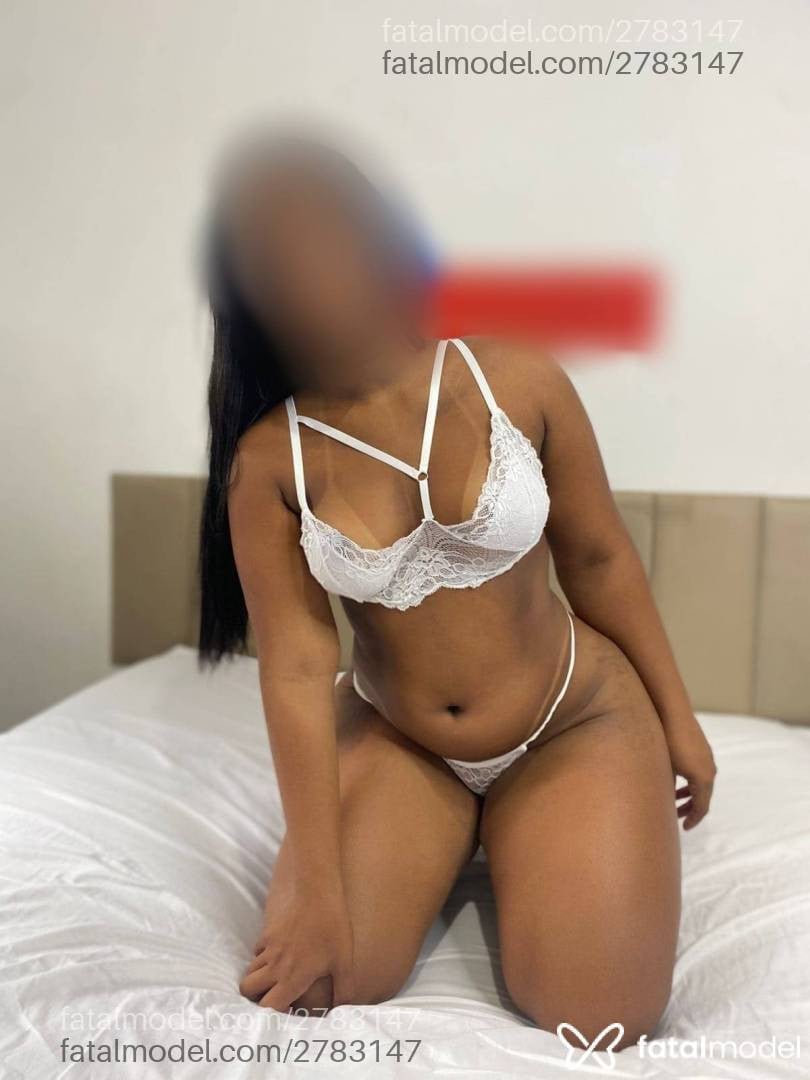 Acompanhante mulher morena (o) de olhos pretos - Diana Souza