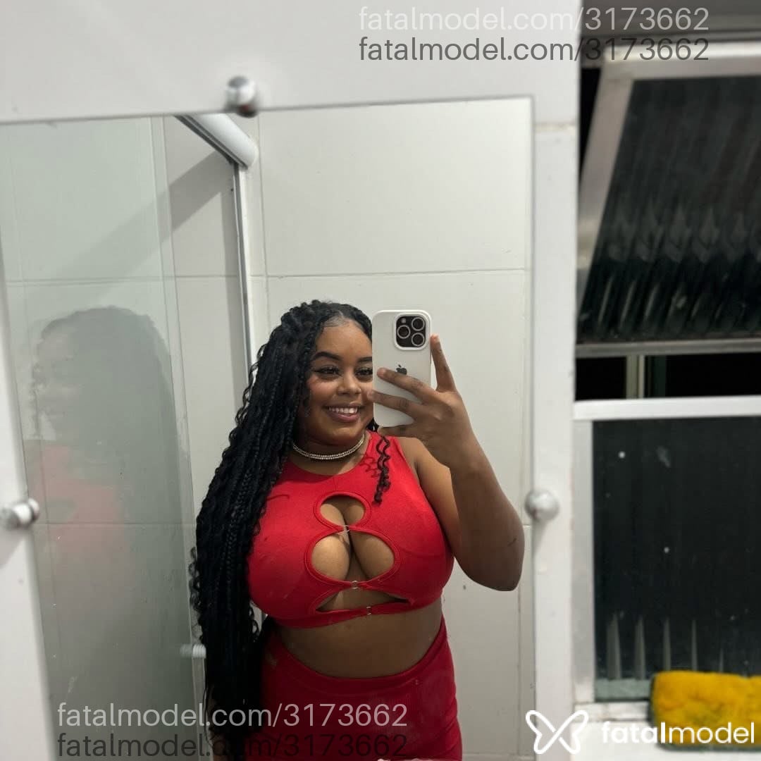 Acompanhante mulher morena (o) de olhos pretos em Saquarema - Cacau