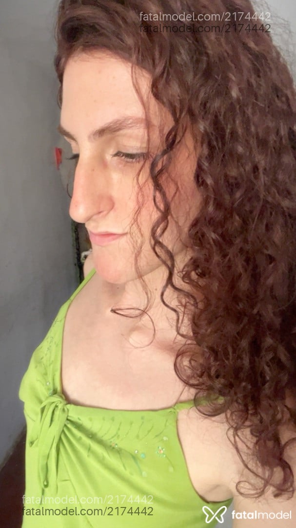 Acompanhante mulher trans ruiva (o) de olhos castanhos em Recife Acompanhante mulher trans ruiva (o) de olhos castanhos em Recife - Clara