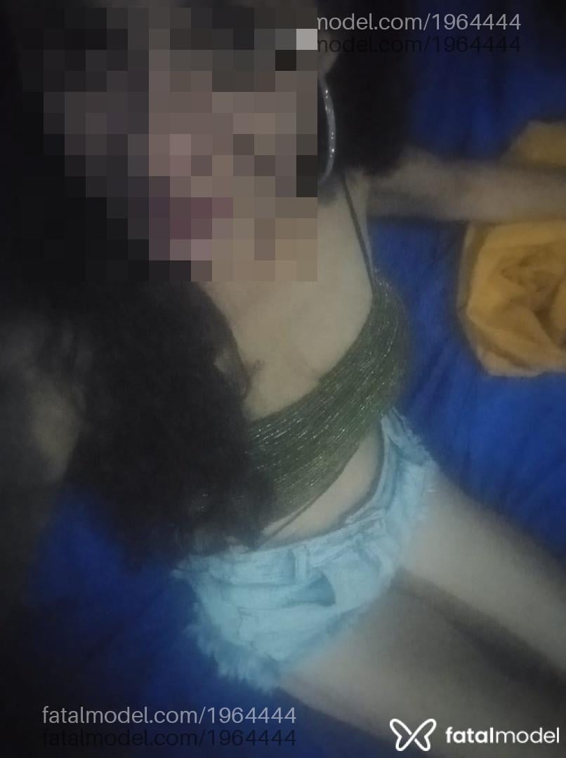 Acompanhante mulher morena (o) de olhos mel em Uberlândia - Natasha