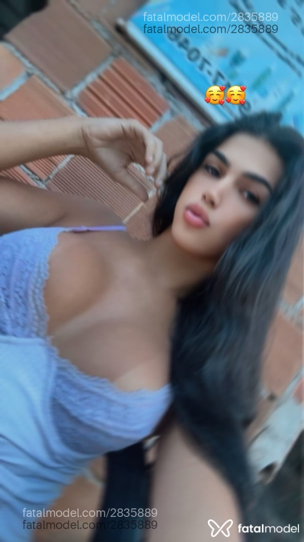 Acompanhante mulher trans morena (o) de olhos castanhos - Rapuznel Acompanhante mulher trans morena (o) de olhos castanhos - Rapuznel