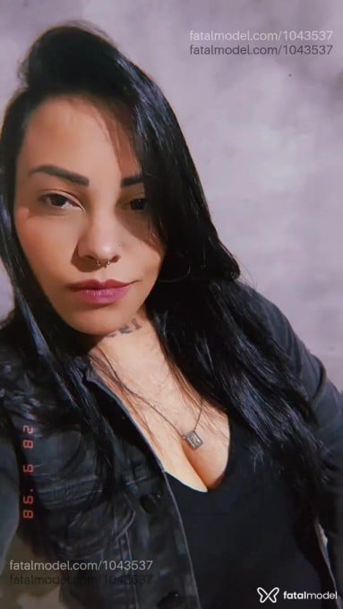 Acompanhante mulher com cabelo castanho de olhos castanhos - Beatriz Acompanhante mulher com cabelo castanho de olhos castanhos - Beatriz