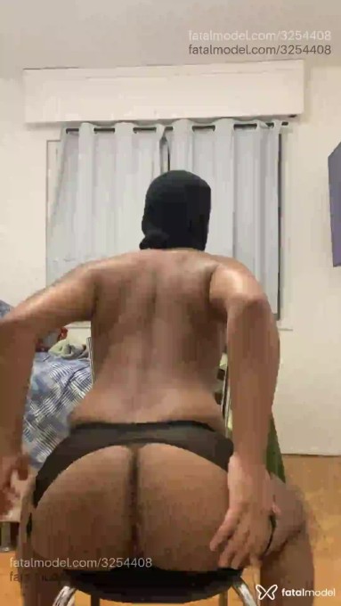 Acompanhante homem morena (o) de olhos pretos em Porto Alegre - Hey Fafa