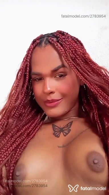 Acompanhante mulher trans ruiva (o) de olhos pretos em Maceió - Mayah