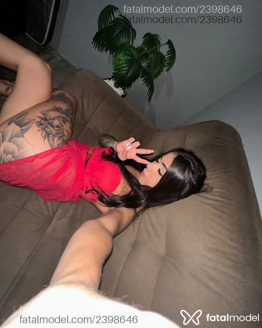 Acompanhante mulher trans morena (o) de olhos mel em Araçatuba - Alexa Almeida