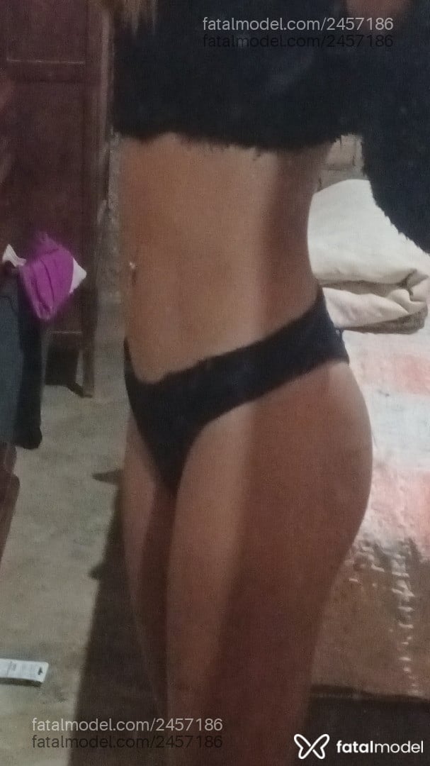 Acompanhante mulher trans com cabelo castanho de olhos castanhos em Novo Gama Acompanhante mulher trans com cabelo castanho de olhos castanhos em Novo Gama - Whict