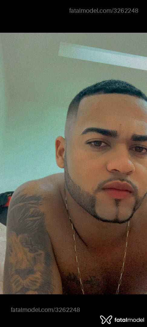 Acompanhante homem morena (o) de olhos mel em Rio de Janeiro - Gbzada