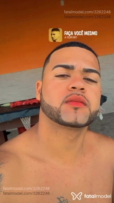 Acompanhante homem morena (o) de olhos mel em Rio de Janeiro - Gbzada