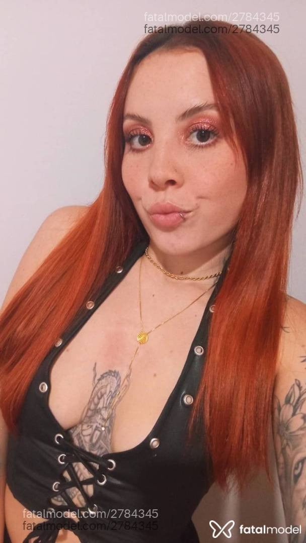 Acompanhante mulher ruiva (o) de olhos castanhos em Balneário Camboriú - Priscila