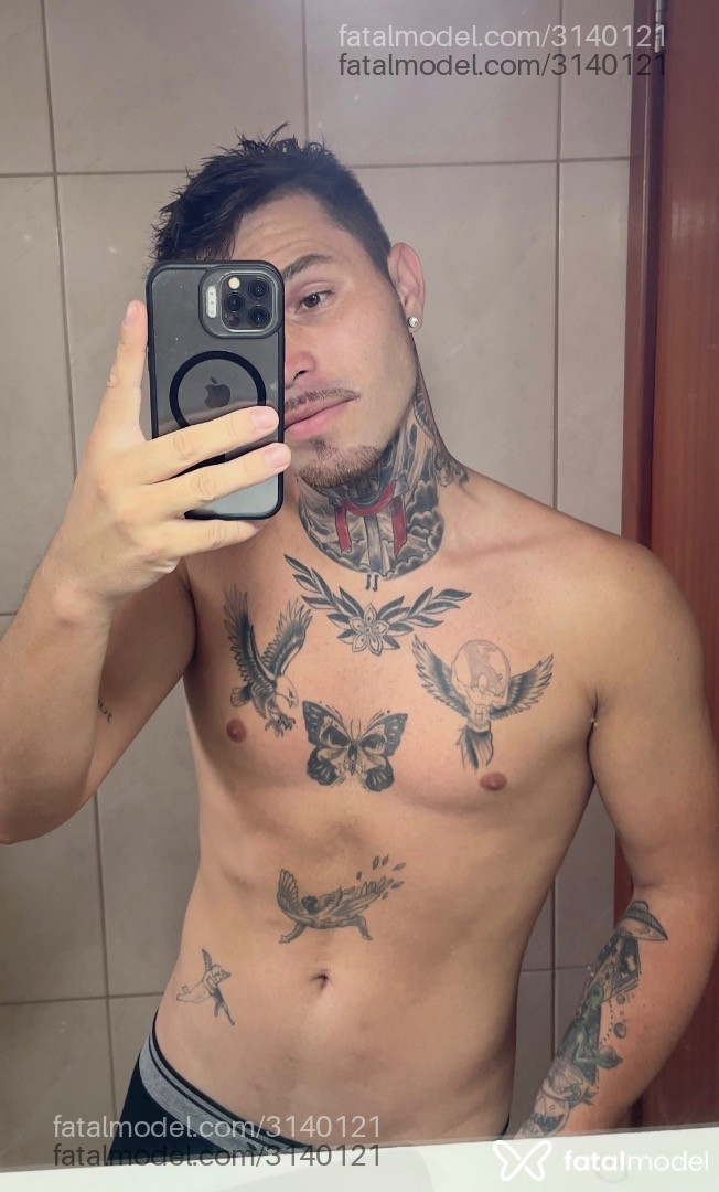 Acompanhante homem loira (o) de olhos castanhos em Florianópolis - Leo