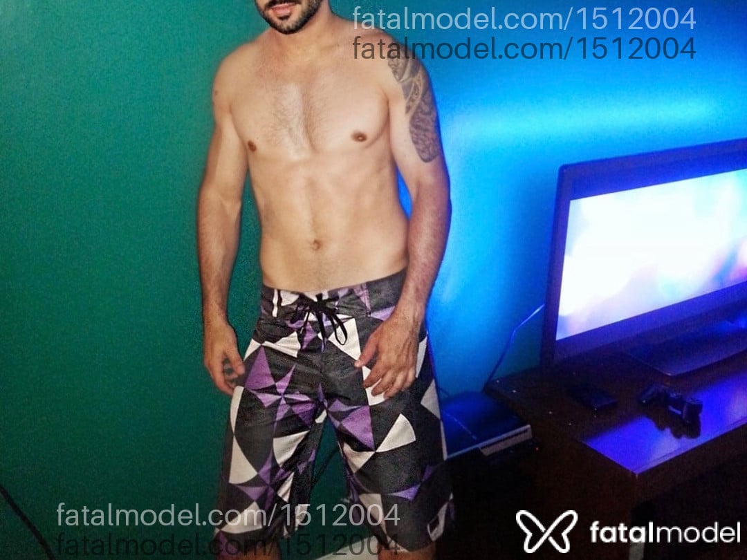 Acompanhante homem com cabelo castanho de olhos castanhos - FRED JOTA