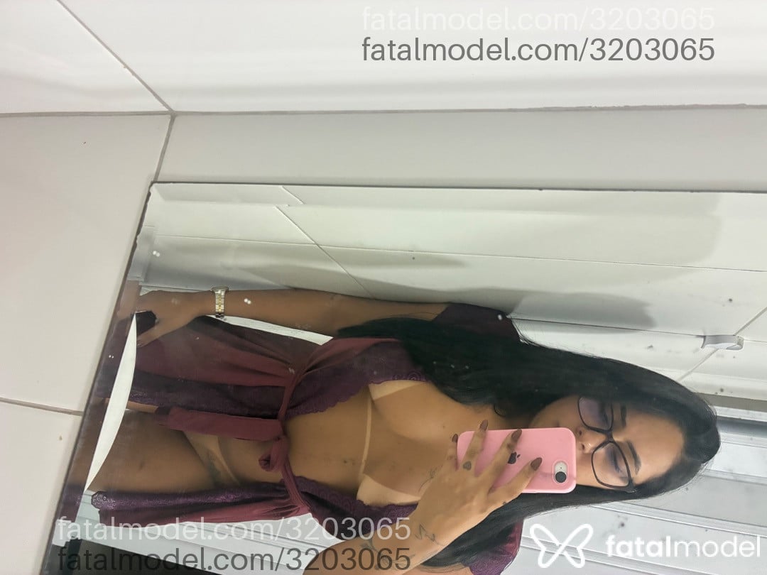 Acompanhante mulher morena (o) de olhos pretos em Guanambi - Paula