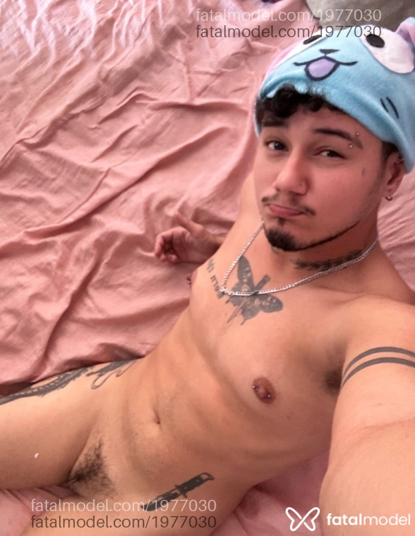 Acompanhante homem trans morena (o) de olhos castanhos em Virtual - Ftm