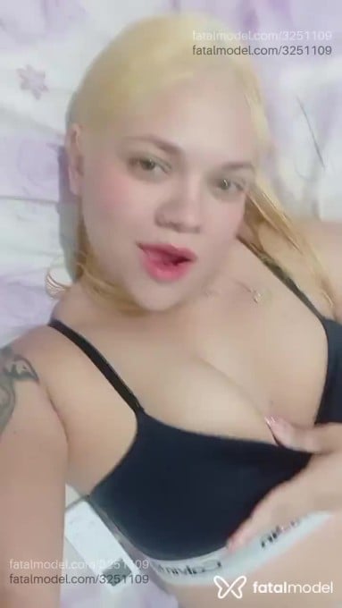 Acompanhante mulher loira (o) de olhos mel em Picos - Maria