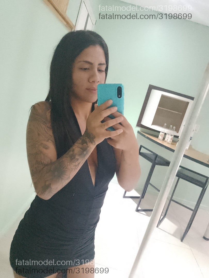 Acompanhante mulher morena (o) de olhos pretos em Curitiba - Amanda