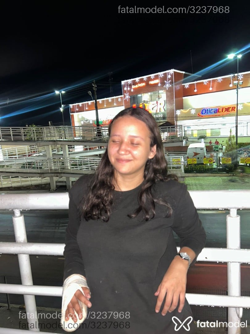 Acompanhante mulher morena (o) de olhos verdes em Ananindeua - Kimberly