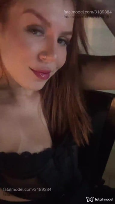 Acompanhante mulher ruiva (o) de olhos cinza em Paranavaí - Penelope Fox
