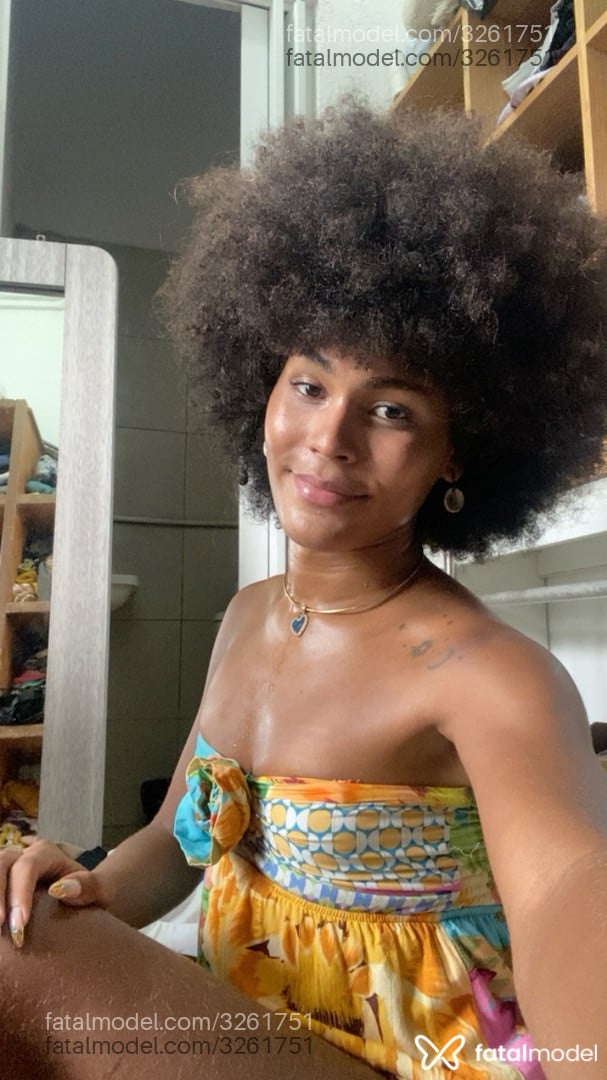 Acompanhante mulher trans morena (o) de olhos castanhos em Maceió Acompanhante mulher trans morena (o) de olhos castanhos em Maceió - Pérolla Brasil