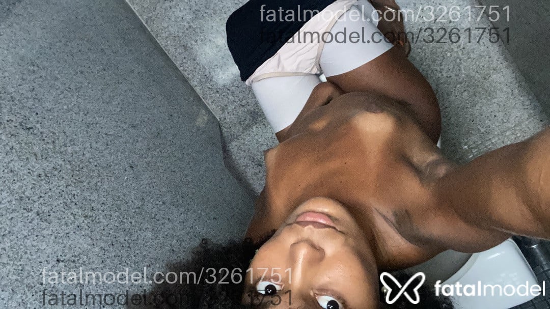 Acompanhante mulher trans morena (o) de olhos castanhos em Maceió Acompanhante mulher trans morena (o) de olhos castanhos em Maceió - Pérolla Brasil