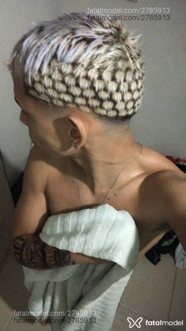 Acompanhante homem morena (o) de olhos castanhos - Luiz Felipe