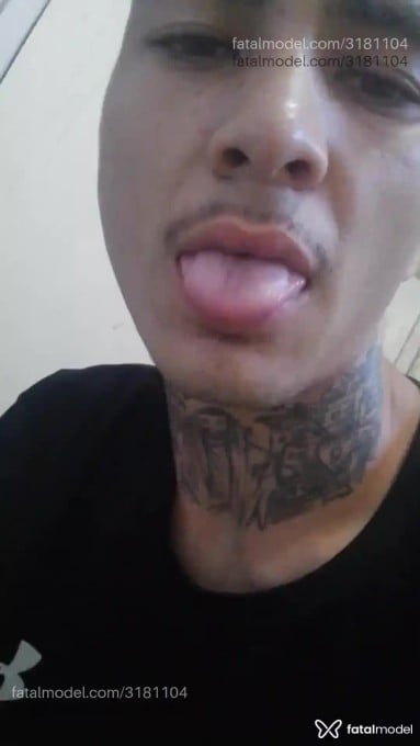 Acompanhante homem morena (o) de olhos castanhos em Florianópolis - Henri