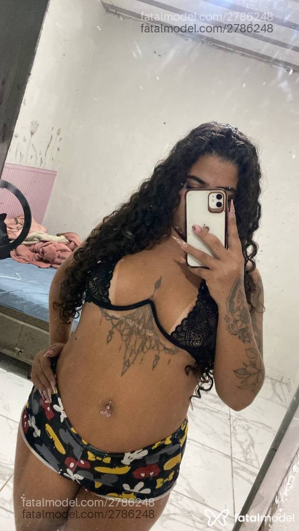 Acompanhante mulher morena (o) de olhos castanhos - Joyce Rita