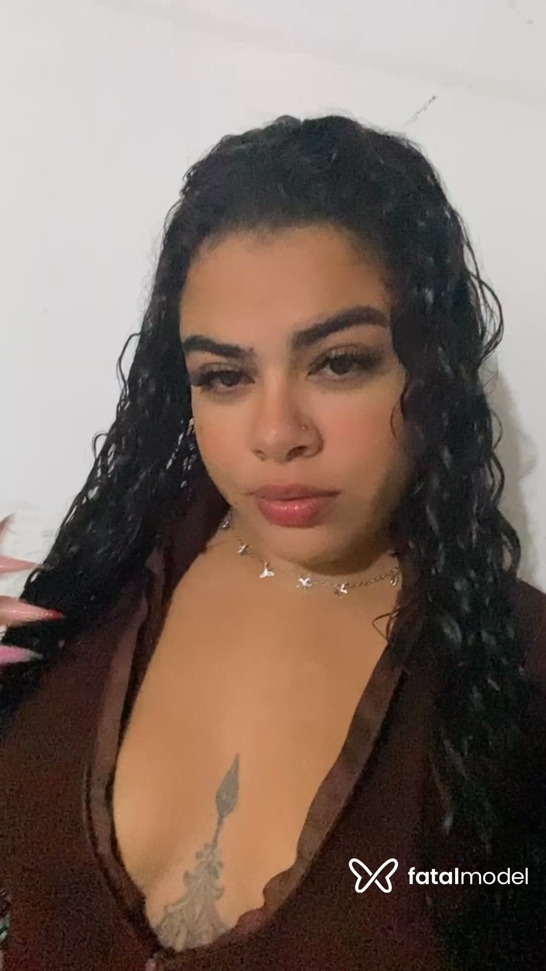 Acompanhante mulher morena (o) de olhos castanhos - Joyce Rita