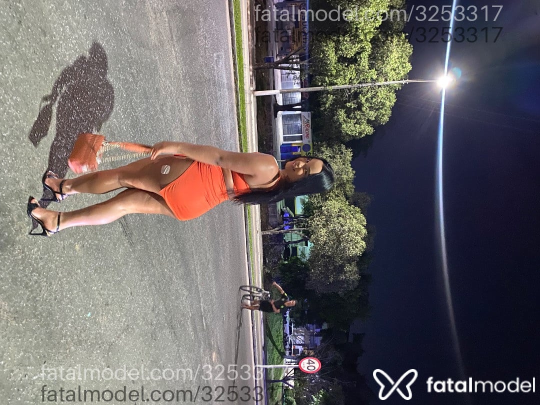 Acompanhante mulher trans morena (o) de olhos pretos em Eunápolis - Sabrinna