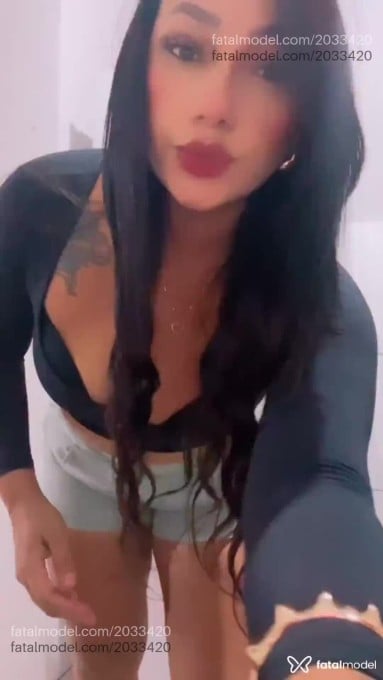 Acompanhante mulher morena (o) de olhos pretos - Paloma