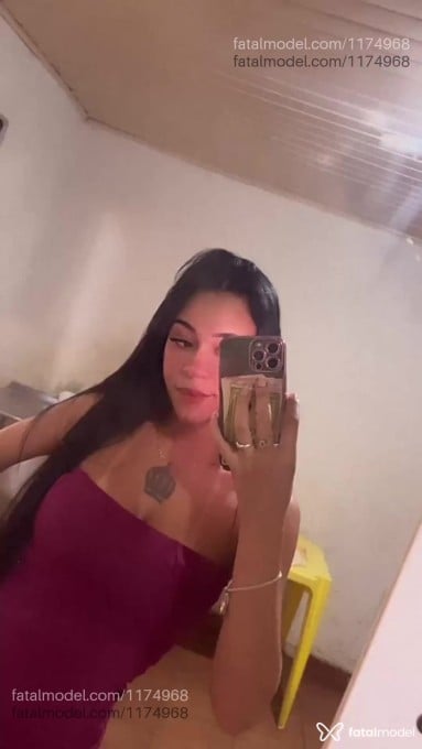 Acompanhante mulher morena (o) de olhos mel em Alta Floresta - Monique Amorim