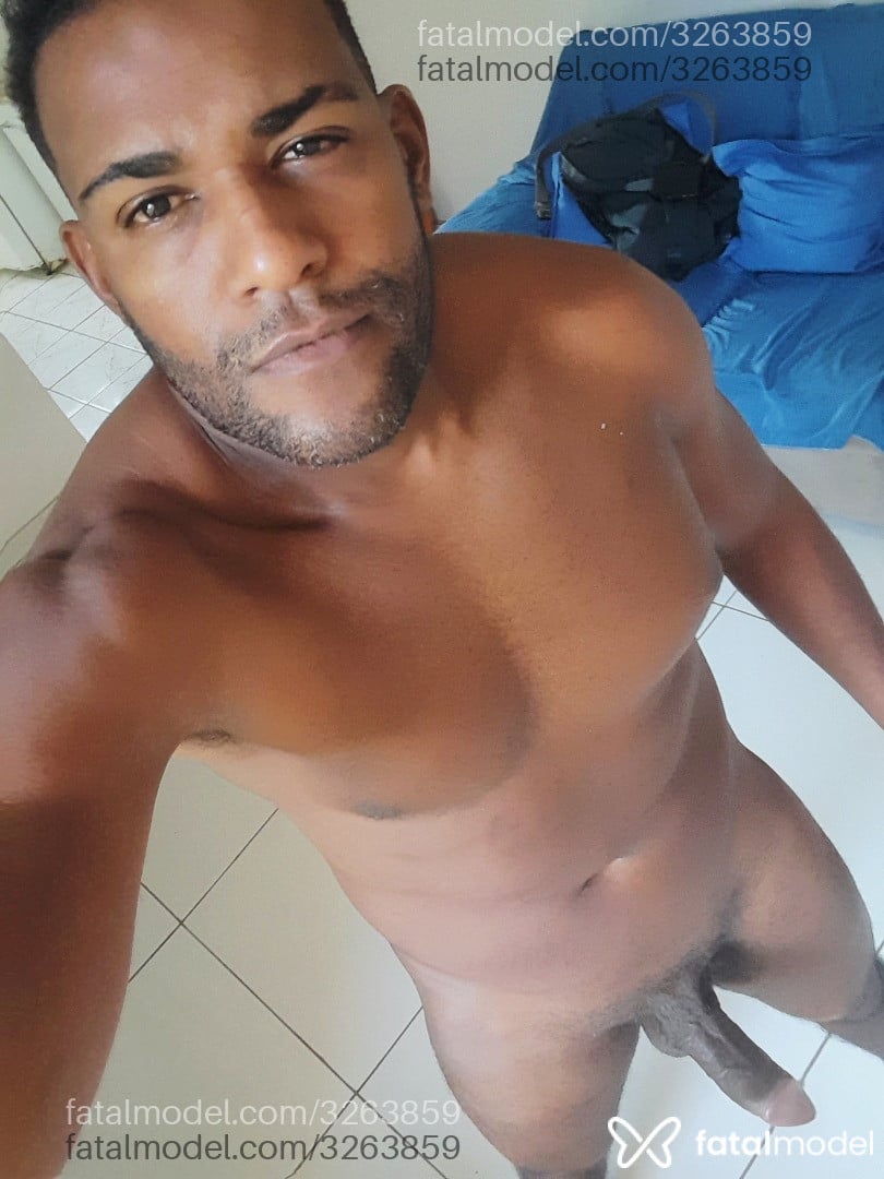 Acompanhante homem morena (o) de olhos castanhos em Rio de Janeiro - Johnn