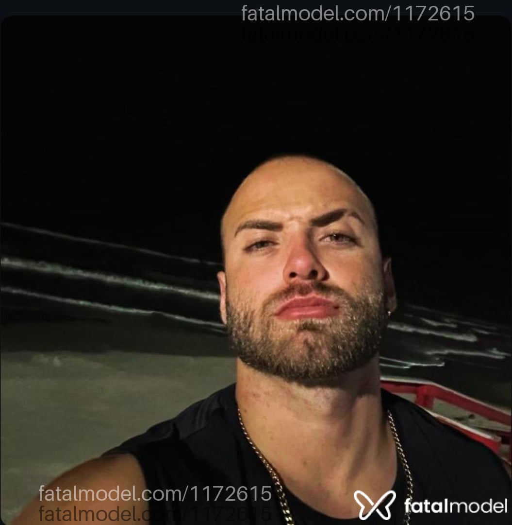 Acompanhante homem loira (o) de olhos verdes em Porto Alegre - Vikingbruto