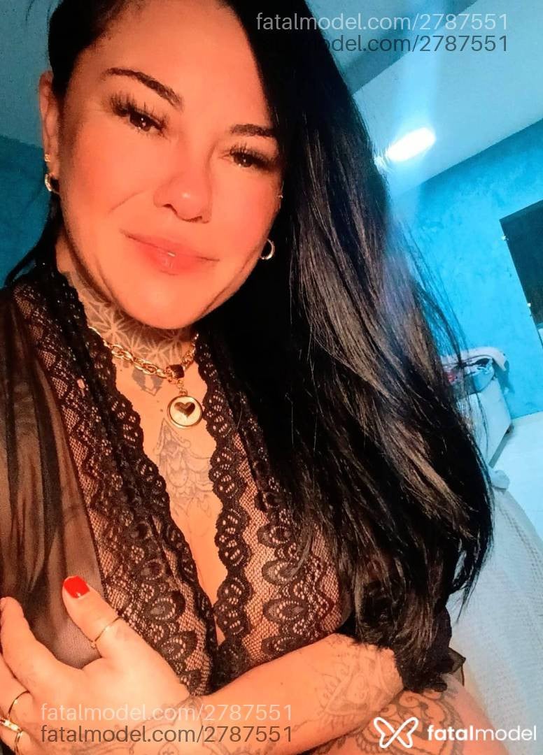 Acompanhante mulher morena (o) de olhos castanhos - Bruninha