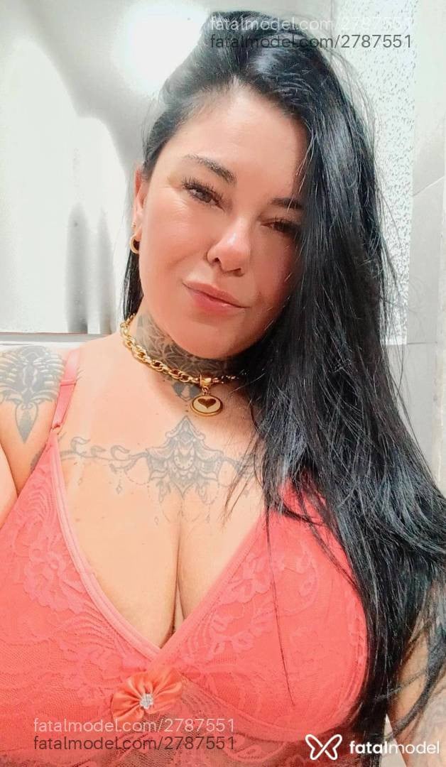 Acompanhante mulher morena (o) de olhos castanhos - Bruninha