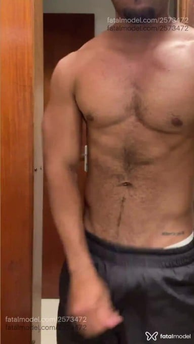 Acompanhante homem morena (o) de olhos castanhos em Florianópolis - Jerson