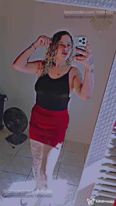 Acompanhante mulher loira (o) de olhos verdes em Pelotas - Thay