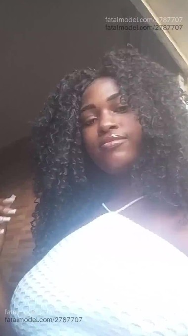 Acompanhante mulher morena (o) de olhos pretos - Pérola Acompanhante mulher morena (o) de olhos pretos - Pérola
