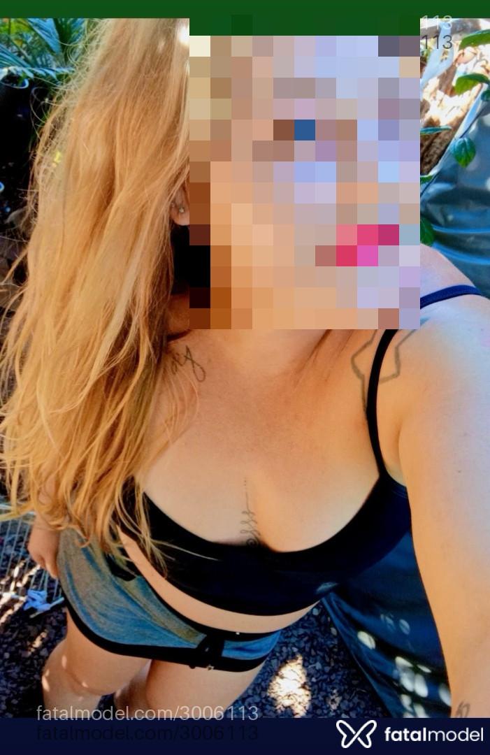 Acompanhante mulher loira (o) de olhos castanhos em Planalto - Cloe Dias