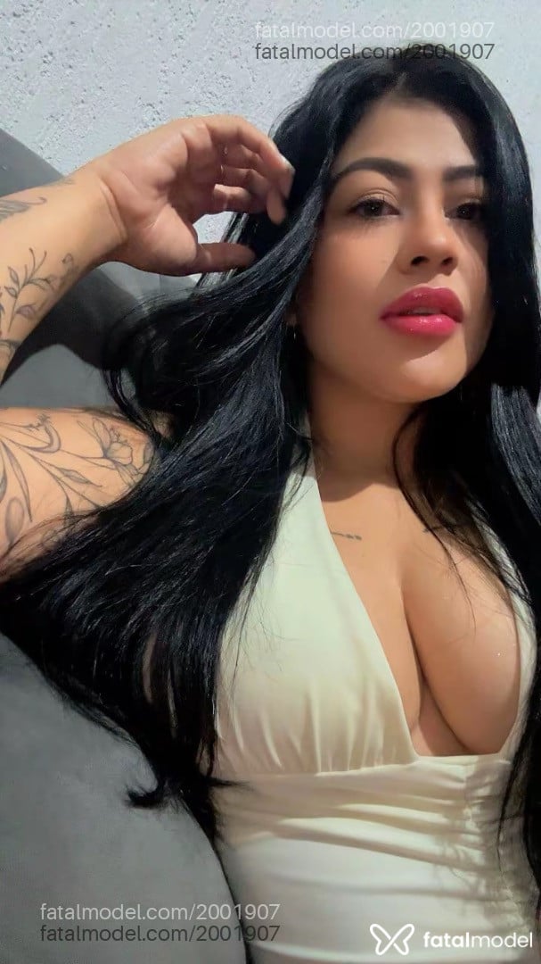 Acompanhante mulher morena (o) de olhos pretos em Goiânia - Bella