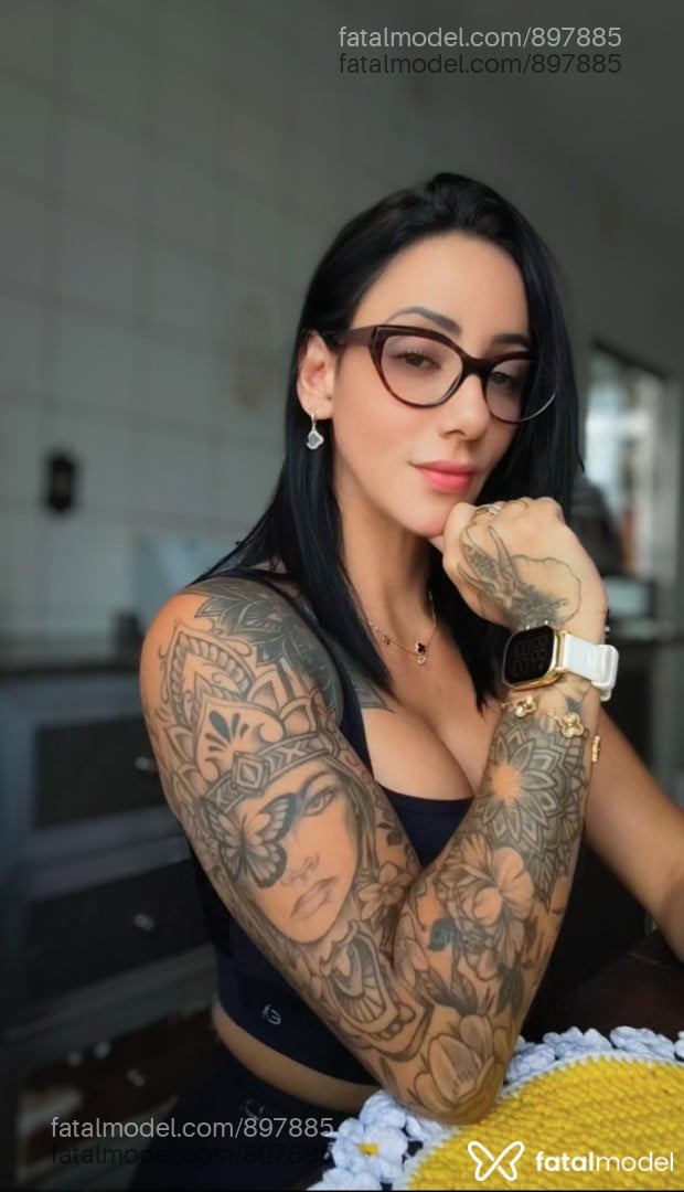 Acompanhante mulher morena (o) de olhos castanhos em Campos dos Goytacazes - Taty Araujo